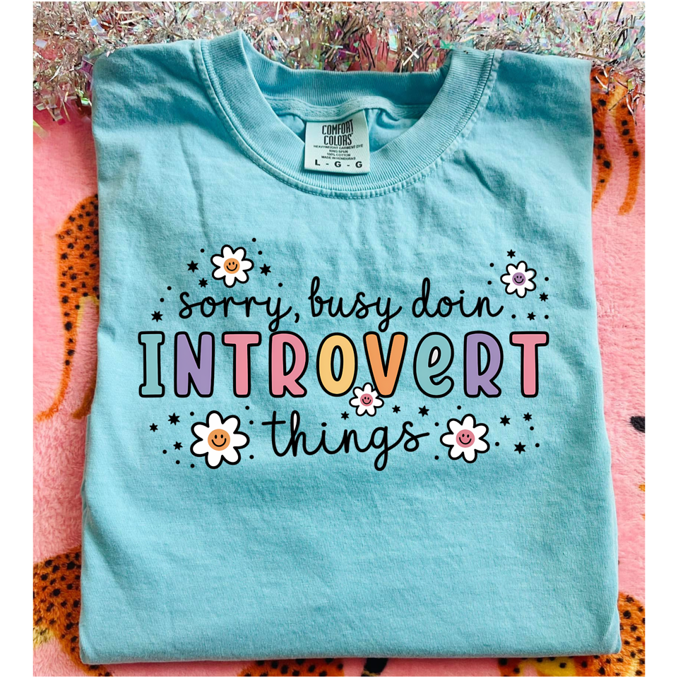 Introvert Things Graphic Tee Womens Ave Shops- Tilden Co.