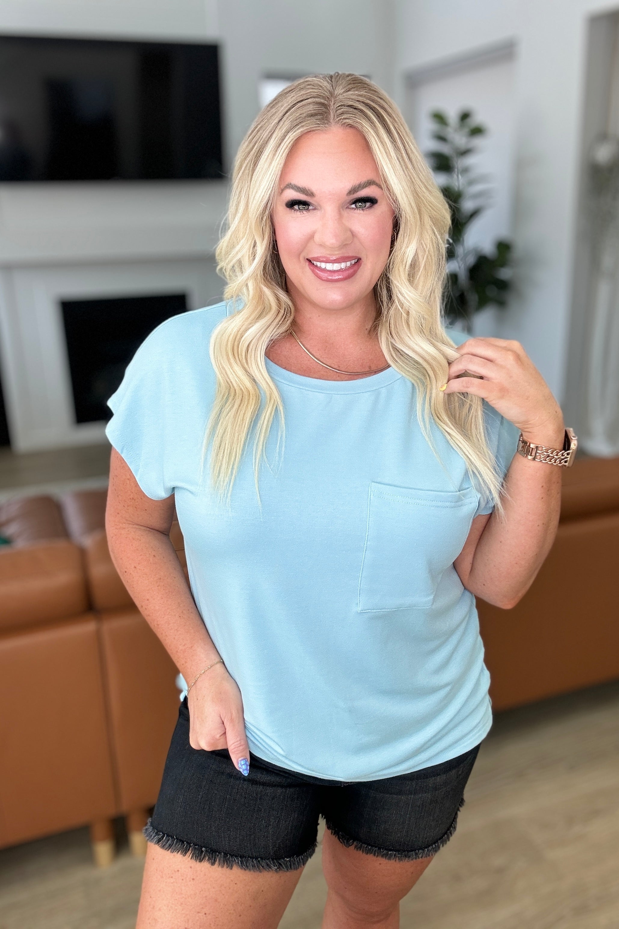 Not So Basic Pocket Tee in Blue Tops Ave Shops- Tilden Co.