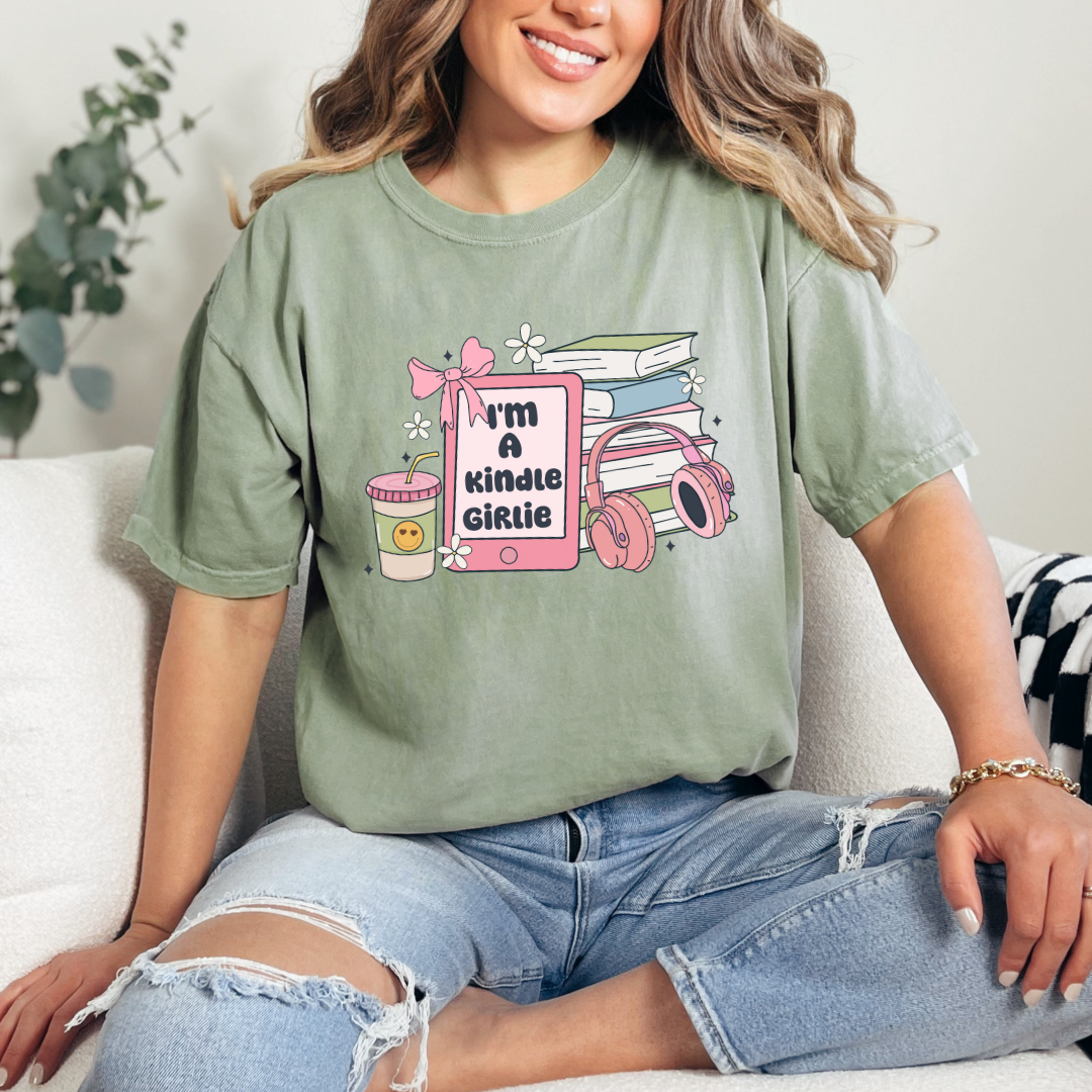 I'm a Kindle Girlie Graphic Tee T-Shirt Ave Shops- Tilden Co.