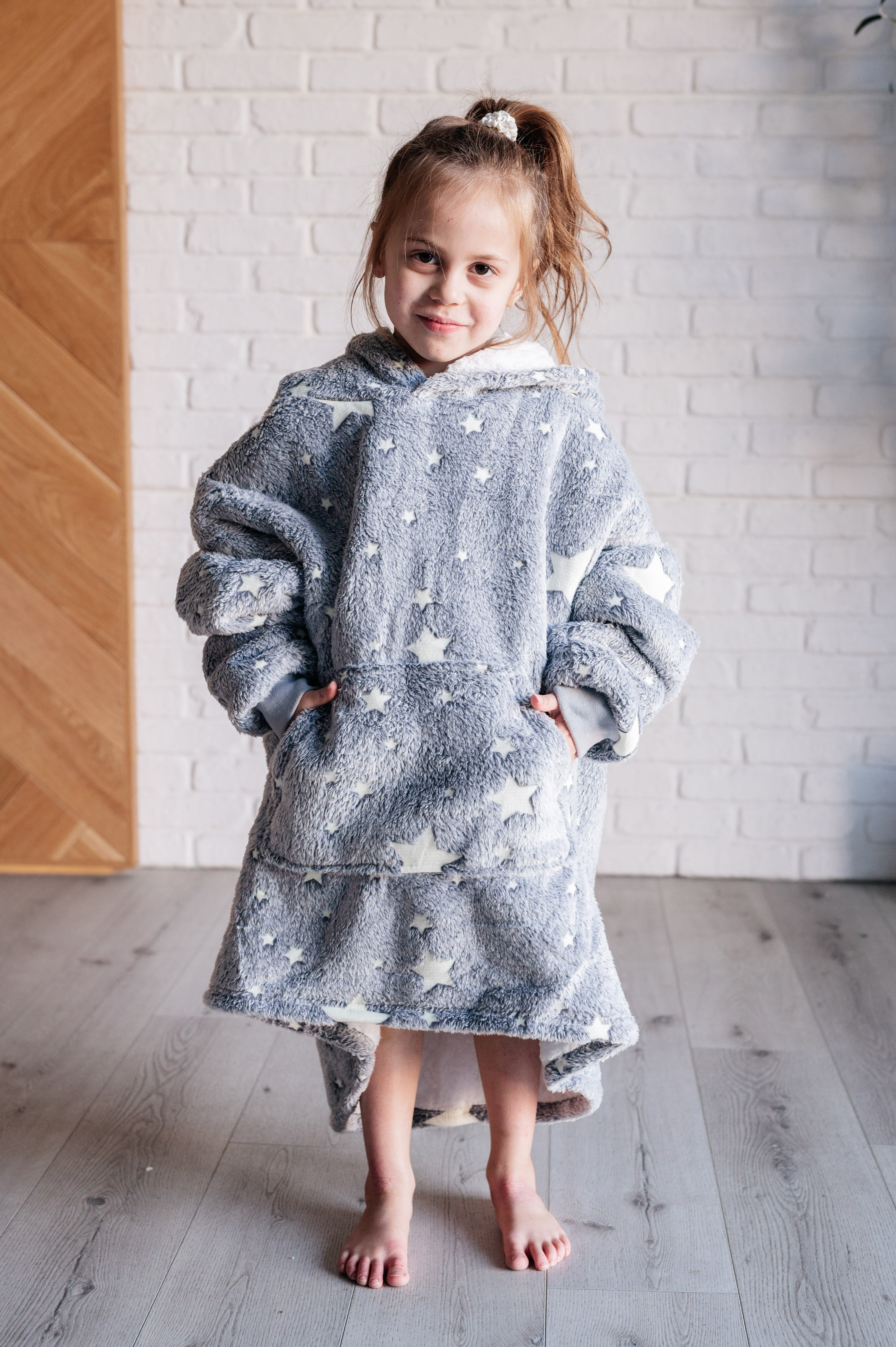 Kids Oversized Hoodie Blanket in Grey Stars Layers Ave Shops- Tilden Co.