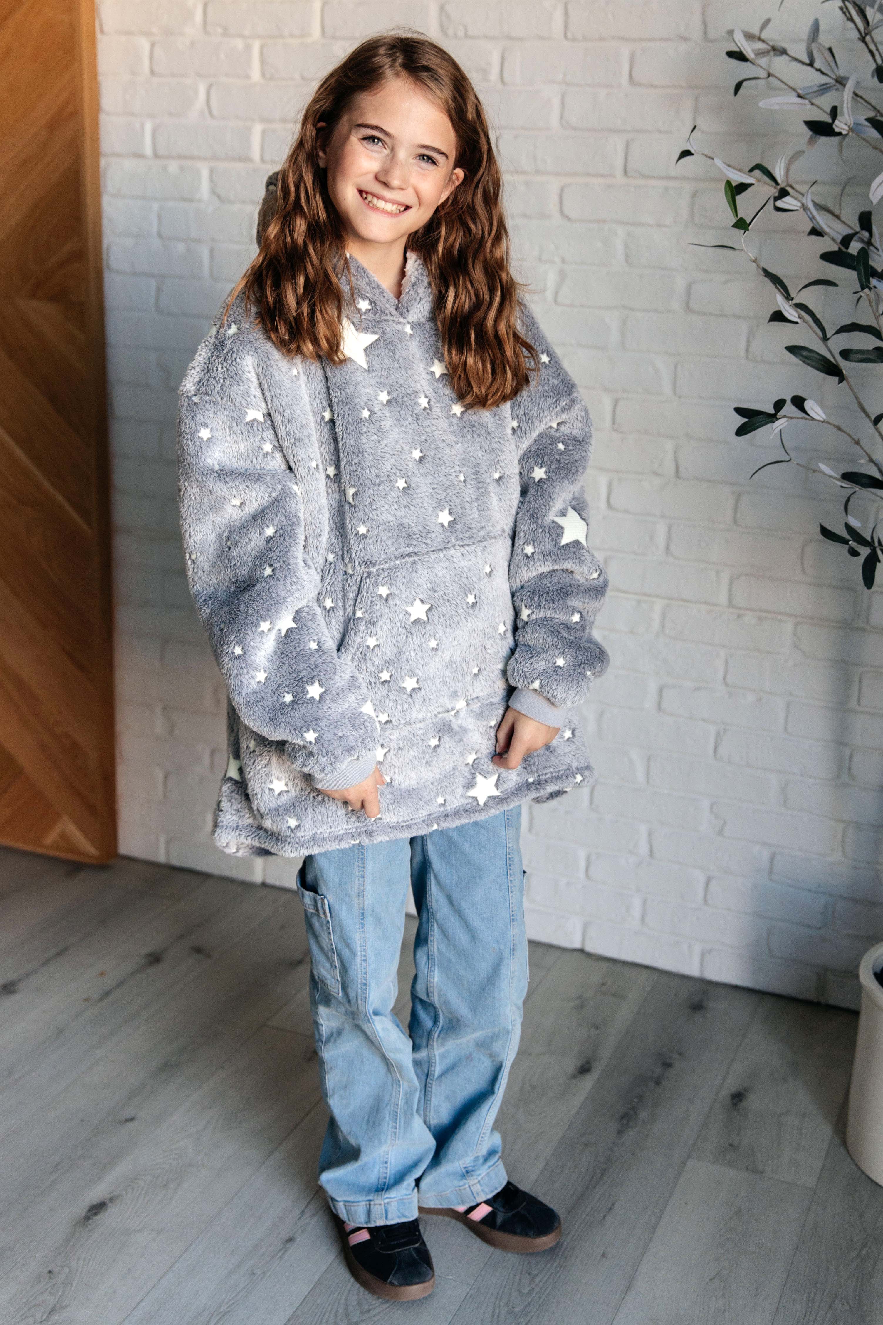 Kids Oversized Hoodie Blanket in Grey Stars Layers Ave Shops- Tilden Co.