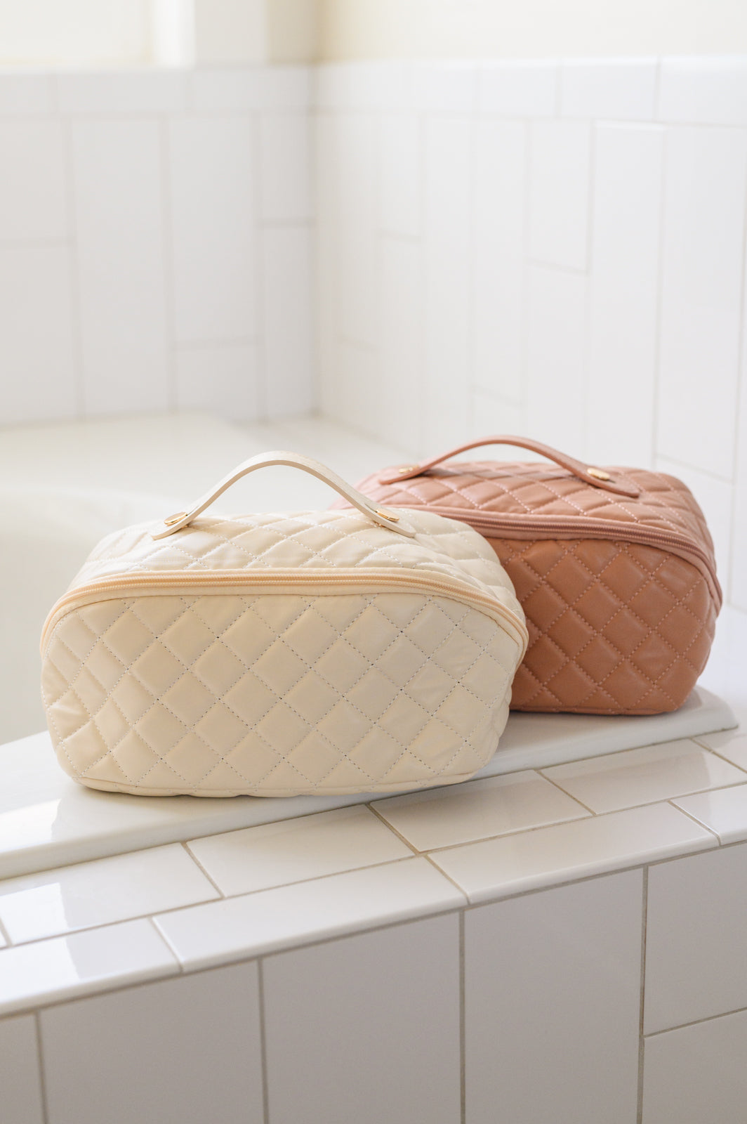 Large Capacity Quilted Makeup Bag in Cream Accessories Ave Shops- Tilden Co.