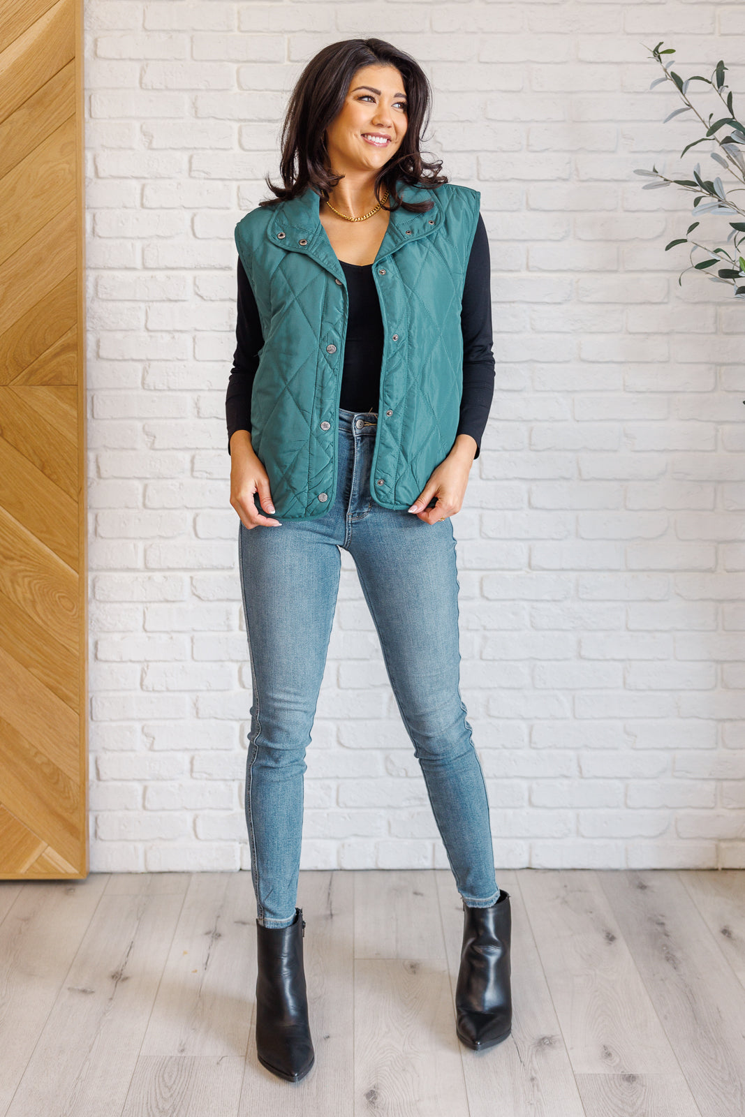 Layering Queen Quilted Puffer Vest in Hunter Green Layers Ave Shops- Tilden Co.