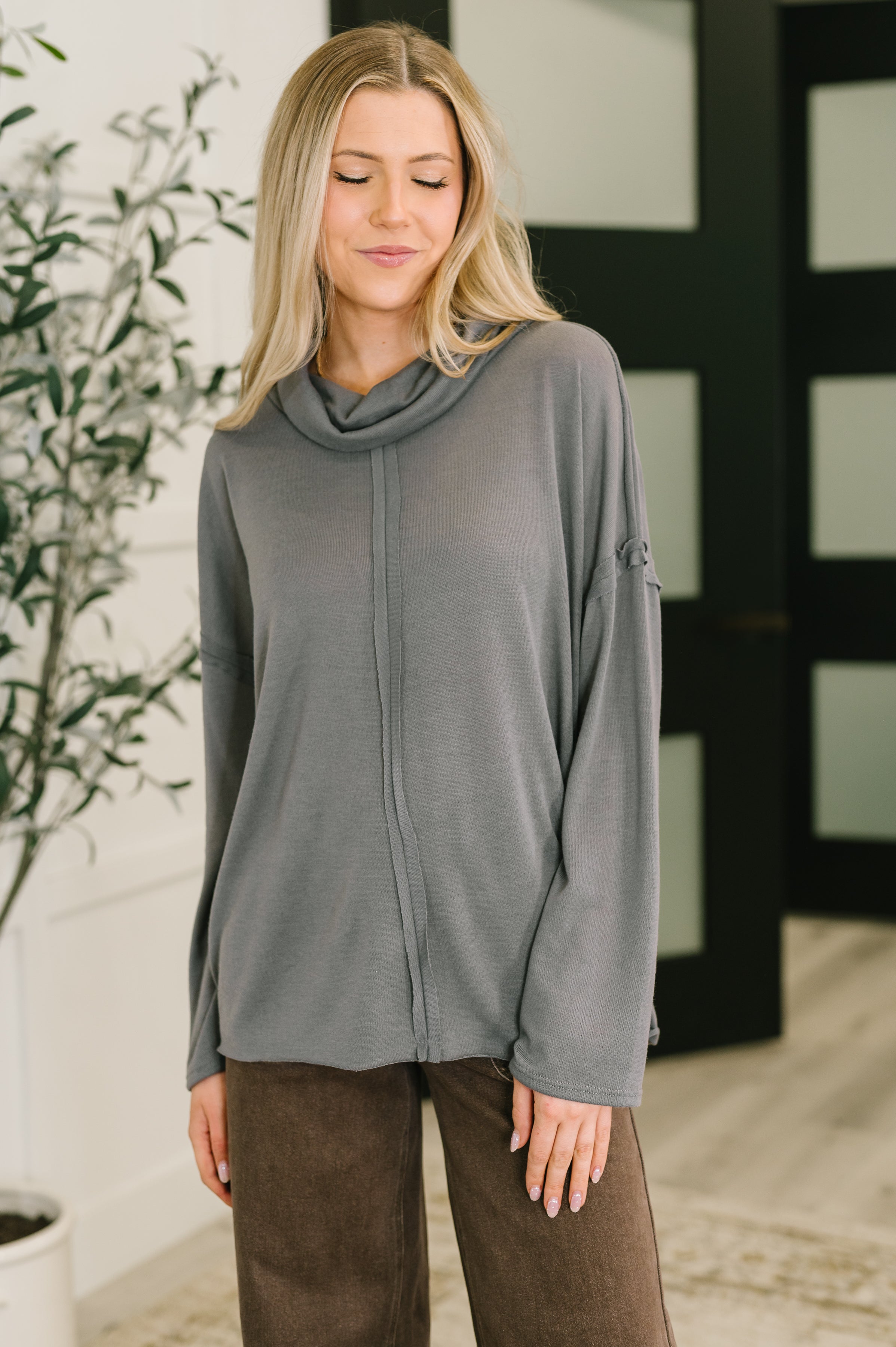 Metro Flow Center Seam Turtleneck Womens Ave Shops- Tilden Co.