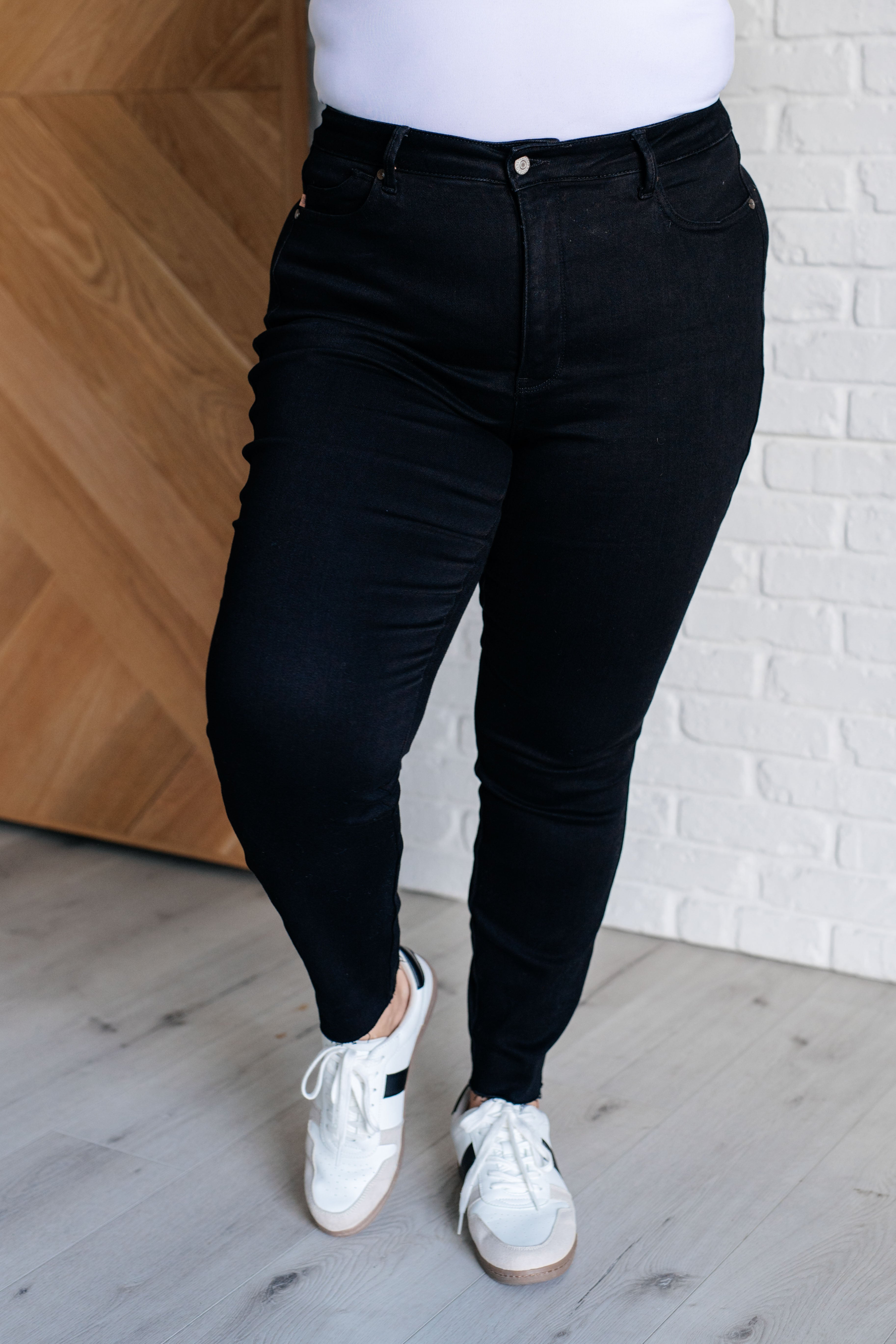 Nicole Tummy Control Skinny Jeans in Black    Womens Ave Shops- Tilden Co.