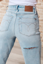 Parker High Rise 90's Straight Jeans    Denim Ave Shops- Tilden Co.