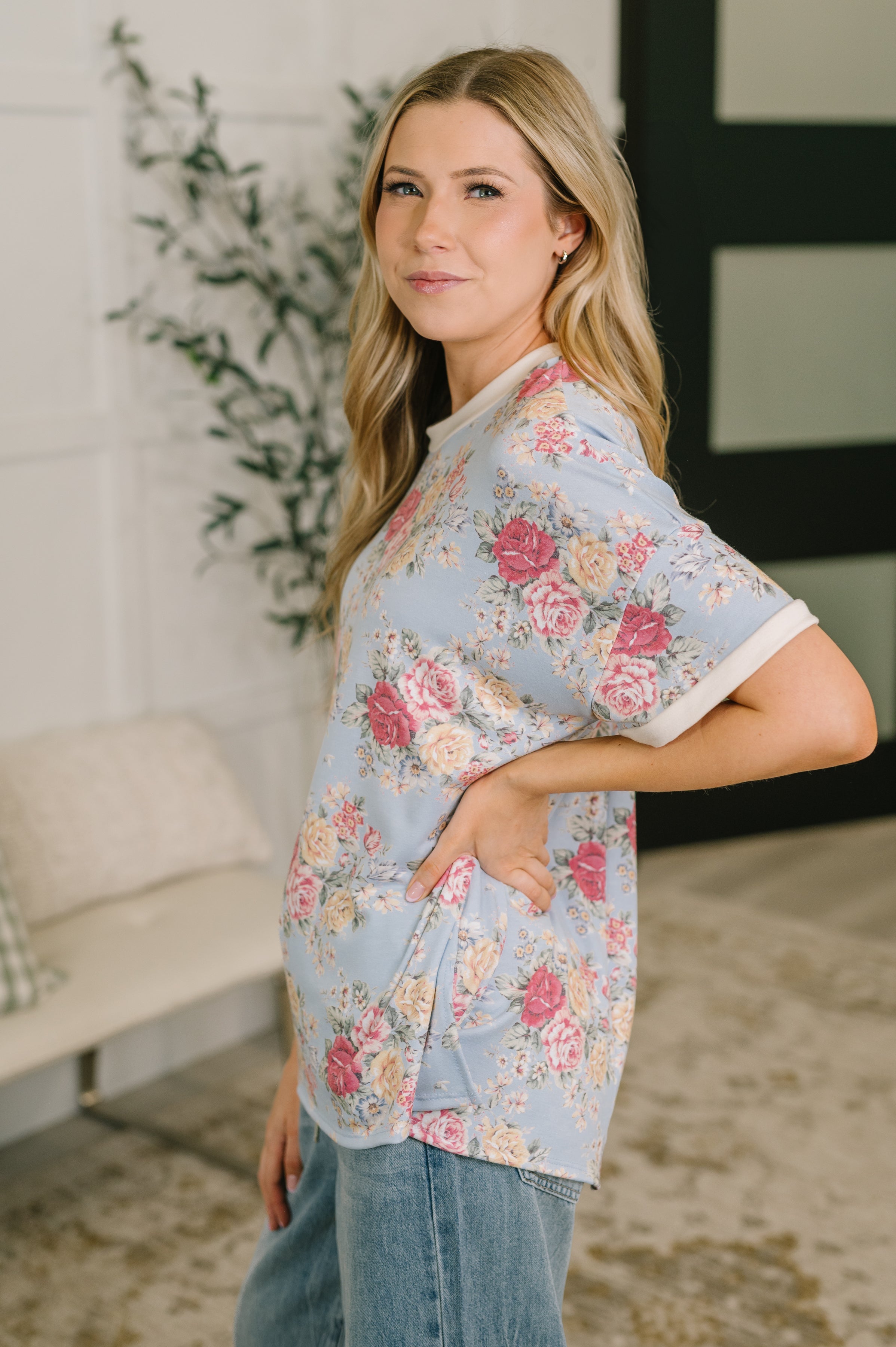 Perfect Season Floral Print Relaxed Tee Womens Ave Shops- Tilden Co.