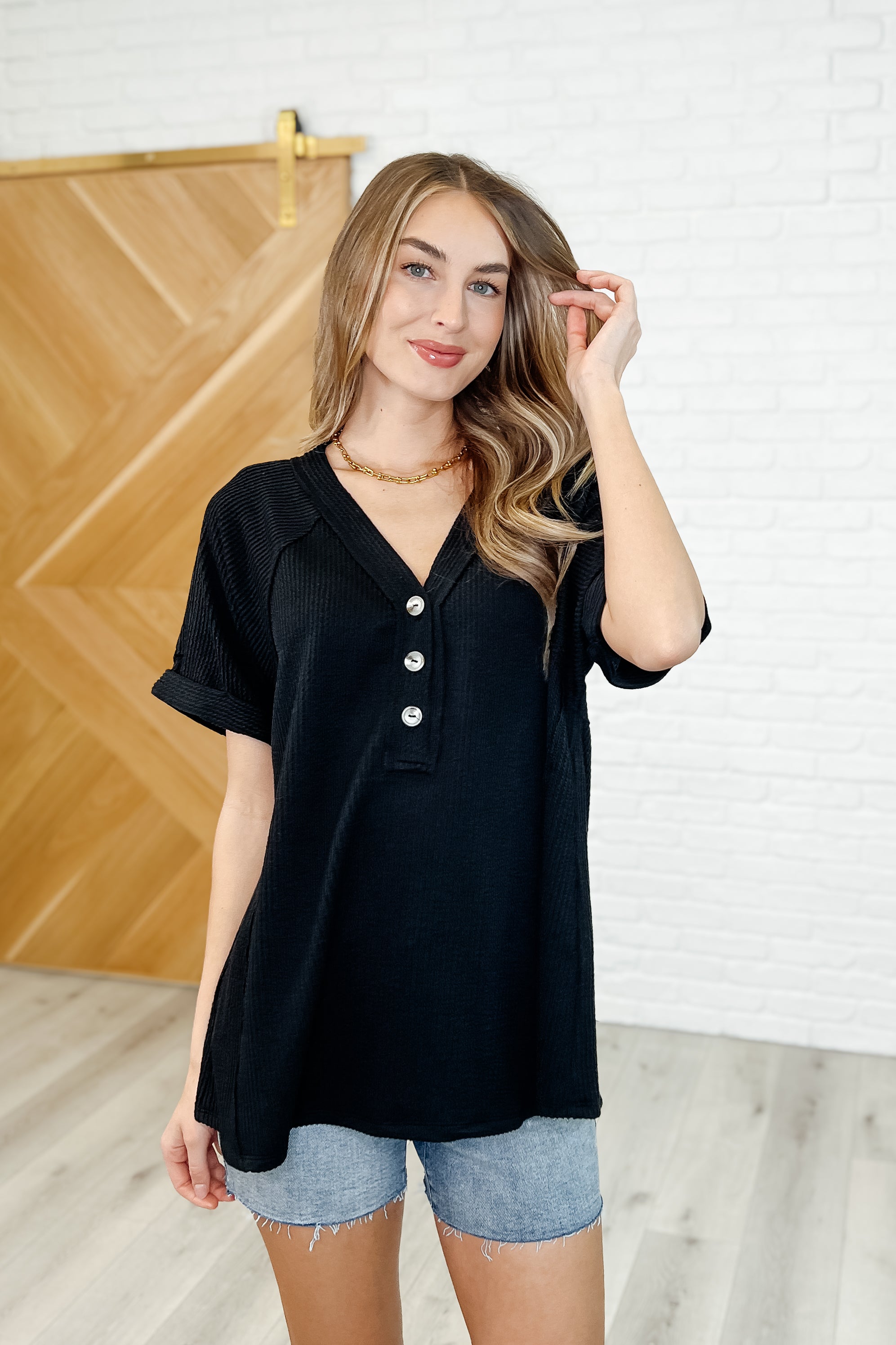 Plain and Sassy V-Neck Tee in Black Womens Ave Shops- Tilden Co.