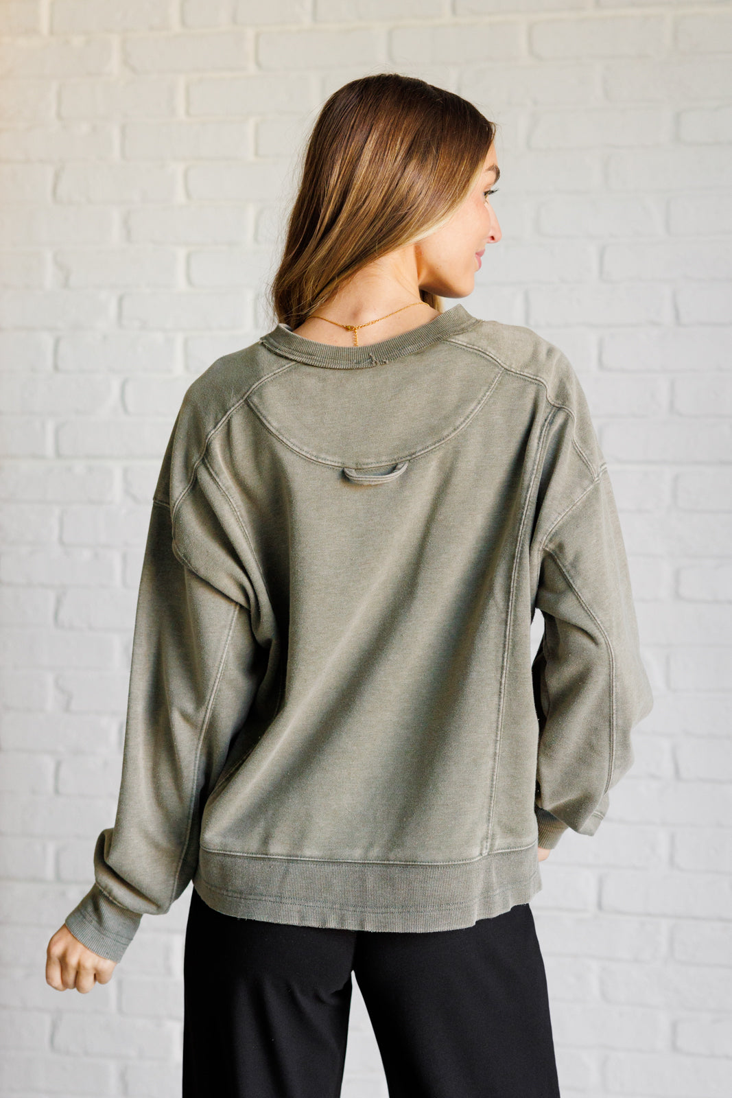 Quick Fix Mineral Wash Crew Neck Pullover in Army Green    Tops Ave Shops- Tilden Co.