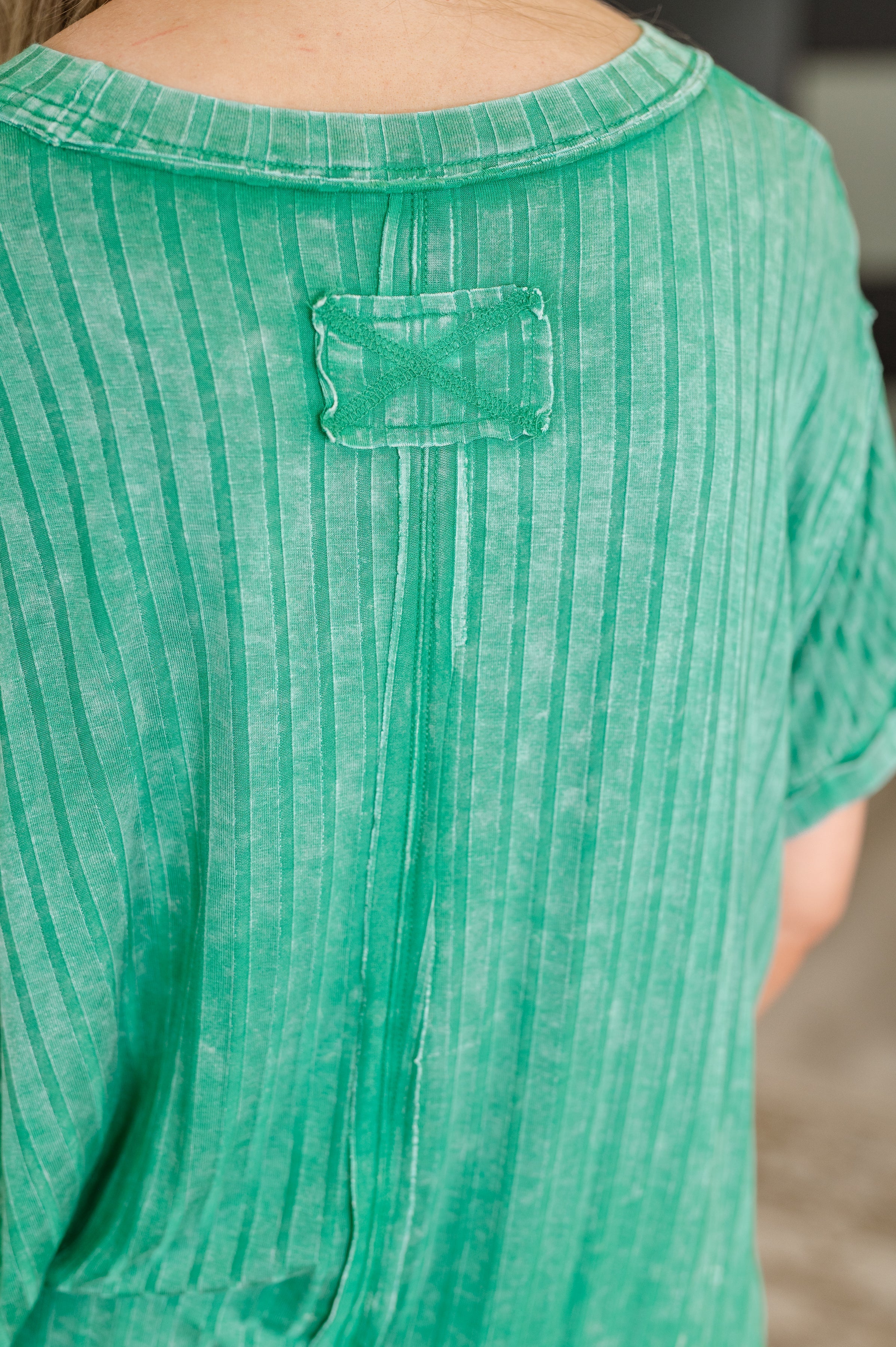 Sunday's Bestie Mineral Wash Top in Kelly Green T-Shirt Ave Shops- Tilden Co.