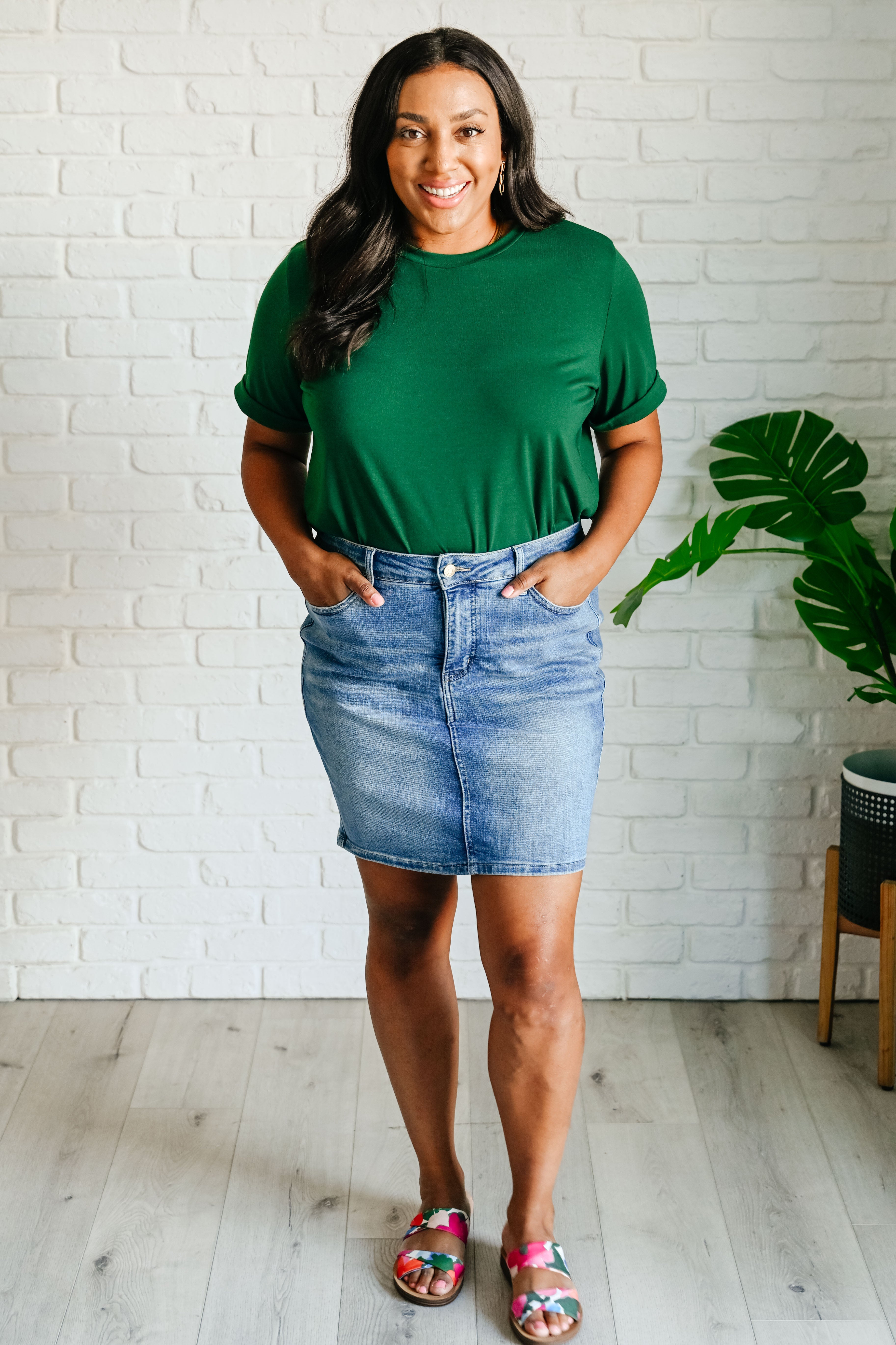 Uptown Crew T-Shirt in Green Womens Ave Shops- Tilden Co.