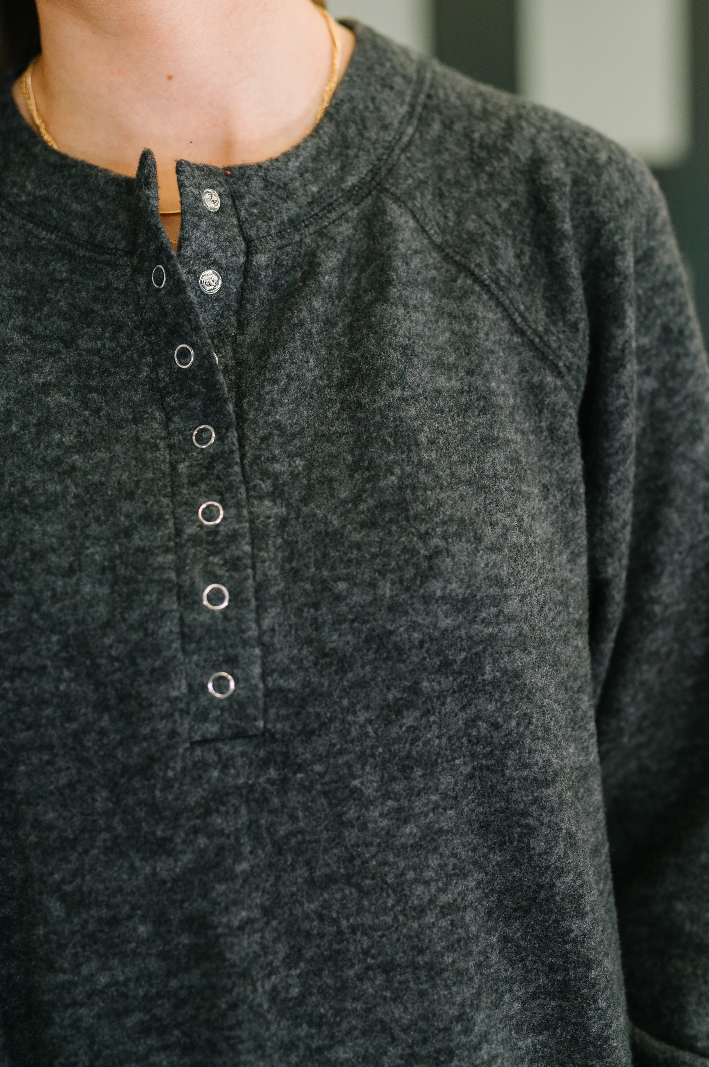 Urban Flux Scooped Hi-Low Long Pullover in Black Womens Ave Shops- Tilden Co.