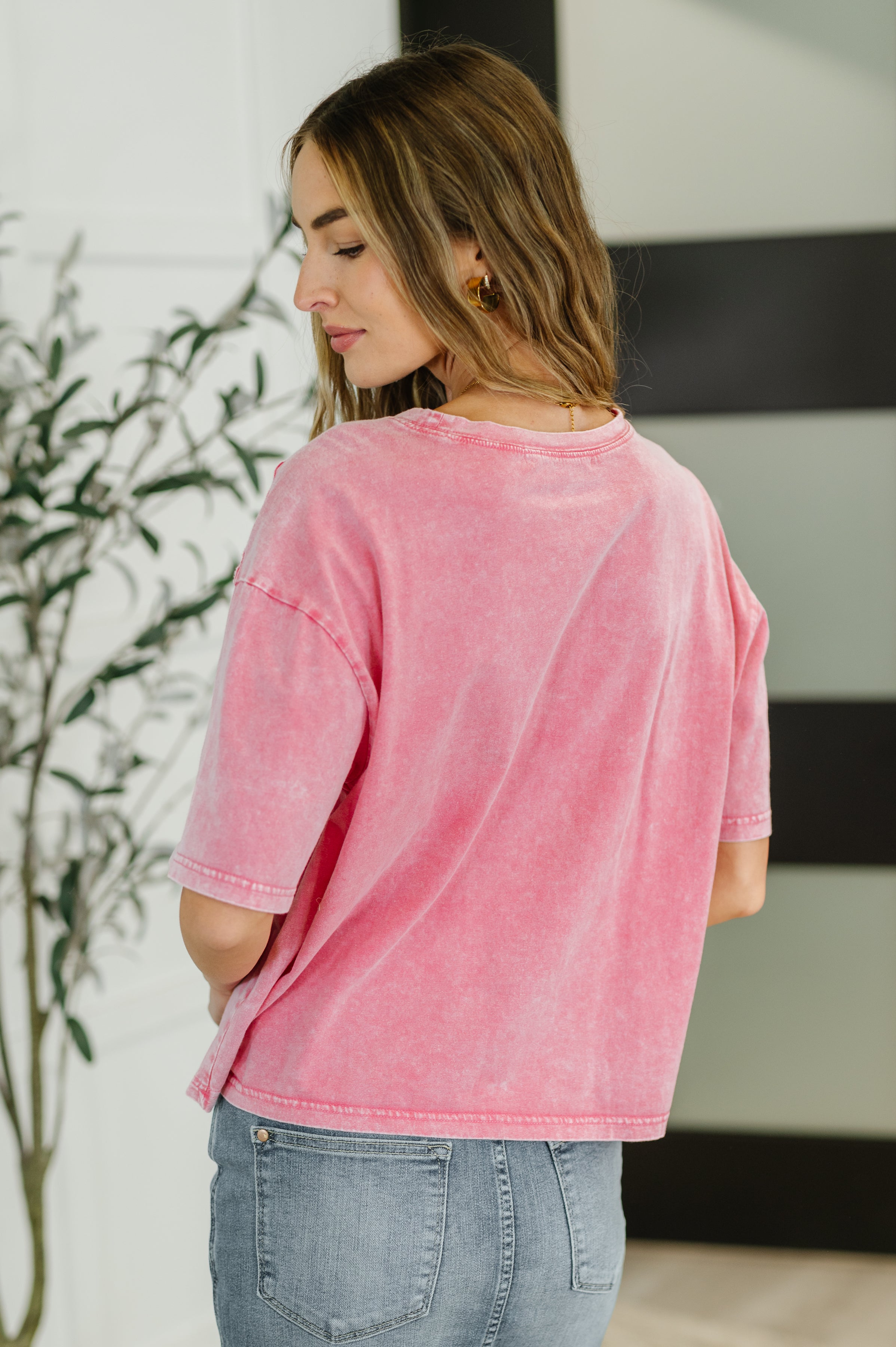 Who's That Girl Crochet Pocket T-Shirt Womens Ave Shops- Tilden Co.