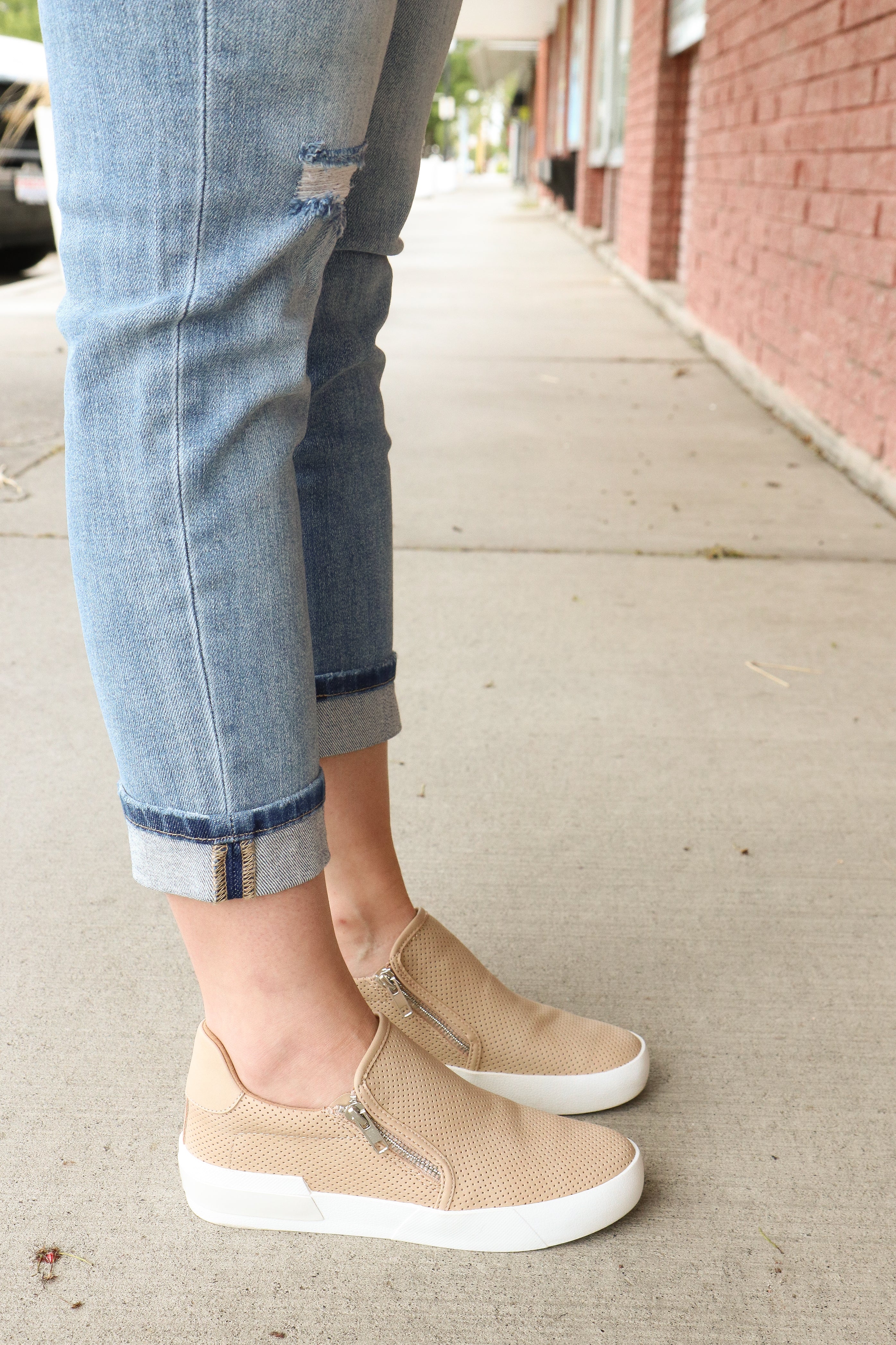 Zion Sneaker in Nude    Casual Shoes Maker's Shoes- Tilden Co.