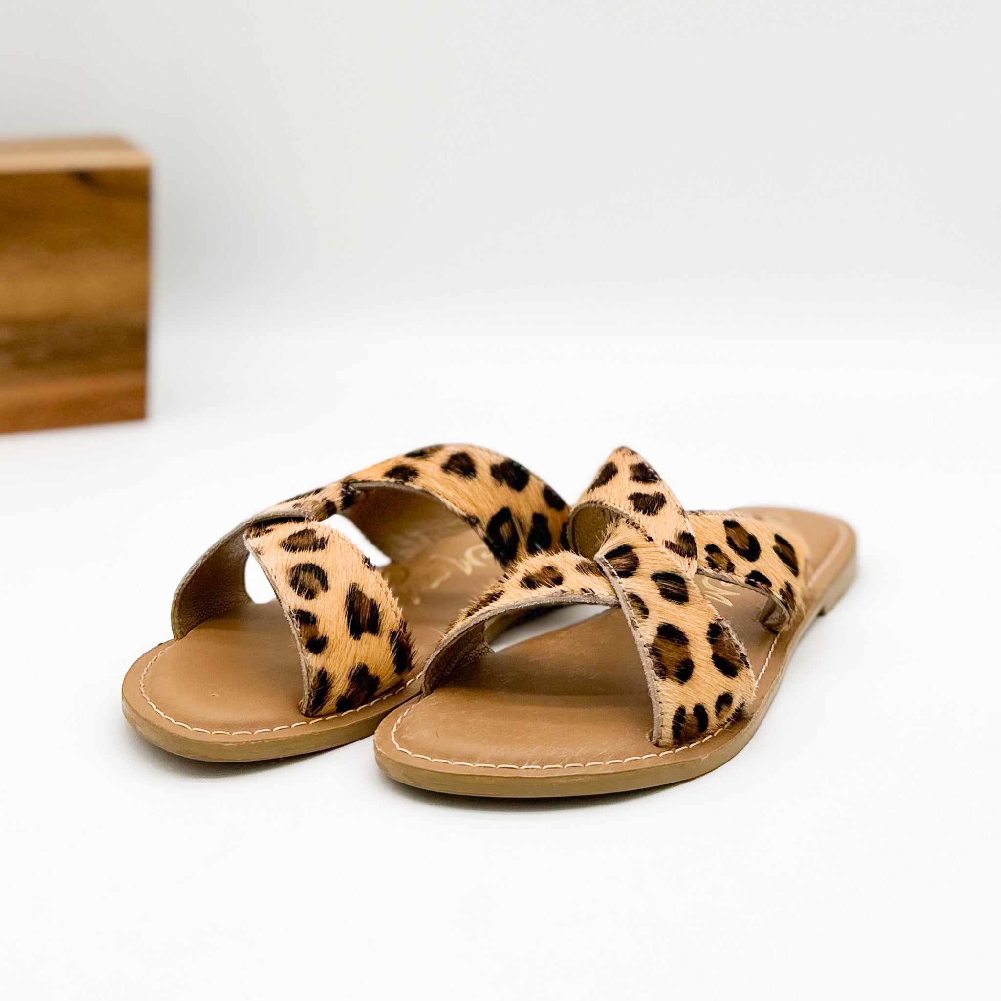 Conga Sandal in Leopard 130 Sandals Naughty Monkey- Tilden Co.