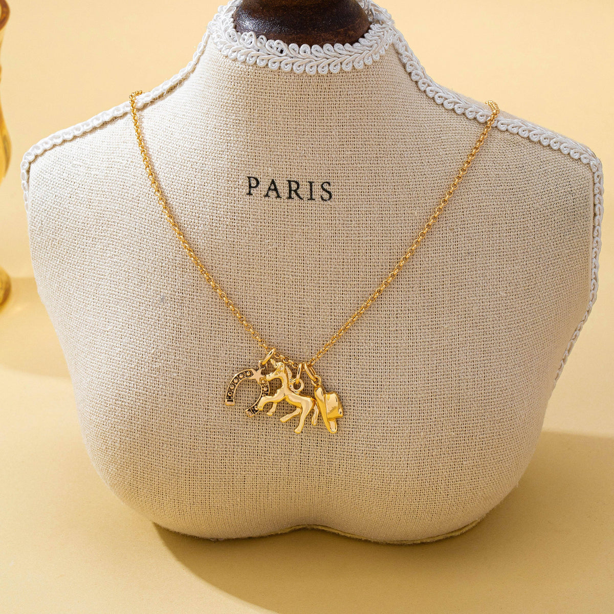Galloping Horse and Horseshoe Charm Necklace | 80N93131 JOSSLYN by wall to wall- Tilden Co.