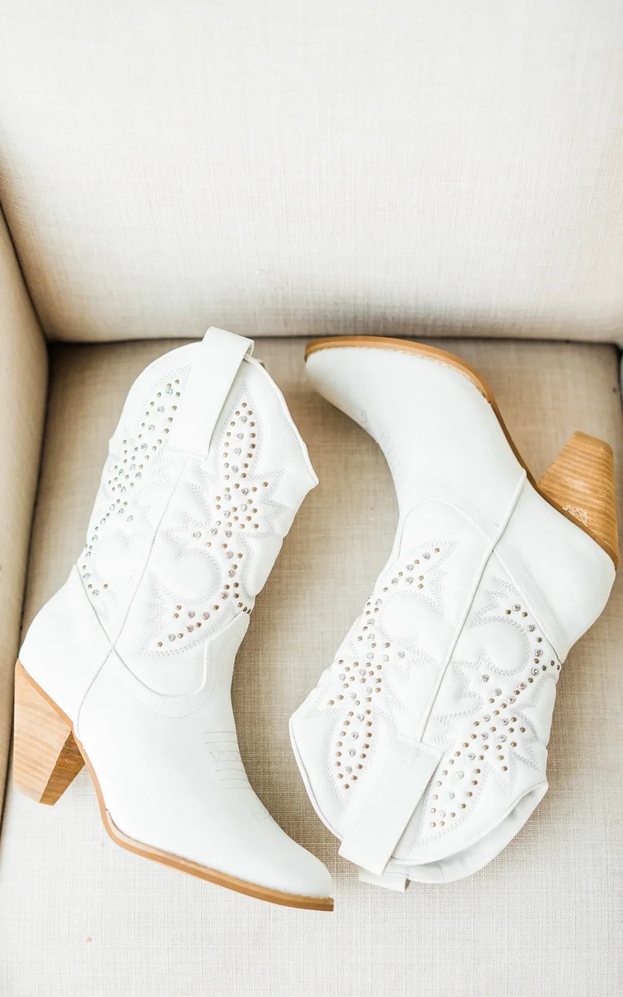 Houston Western Boots in White 110 Fashion Boots Naughty Monkey- Tilden Co.