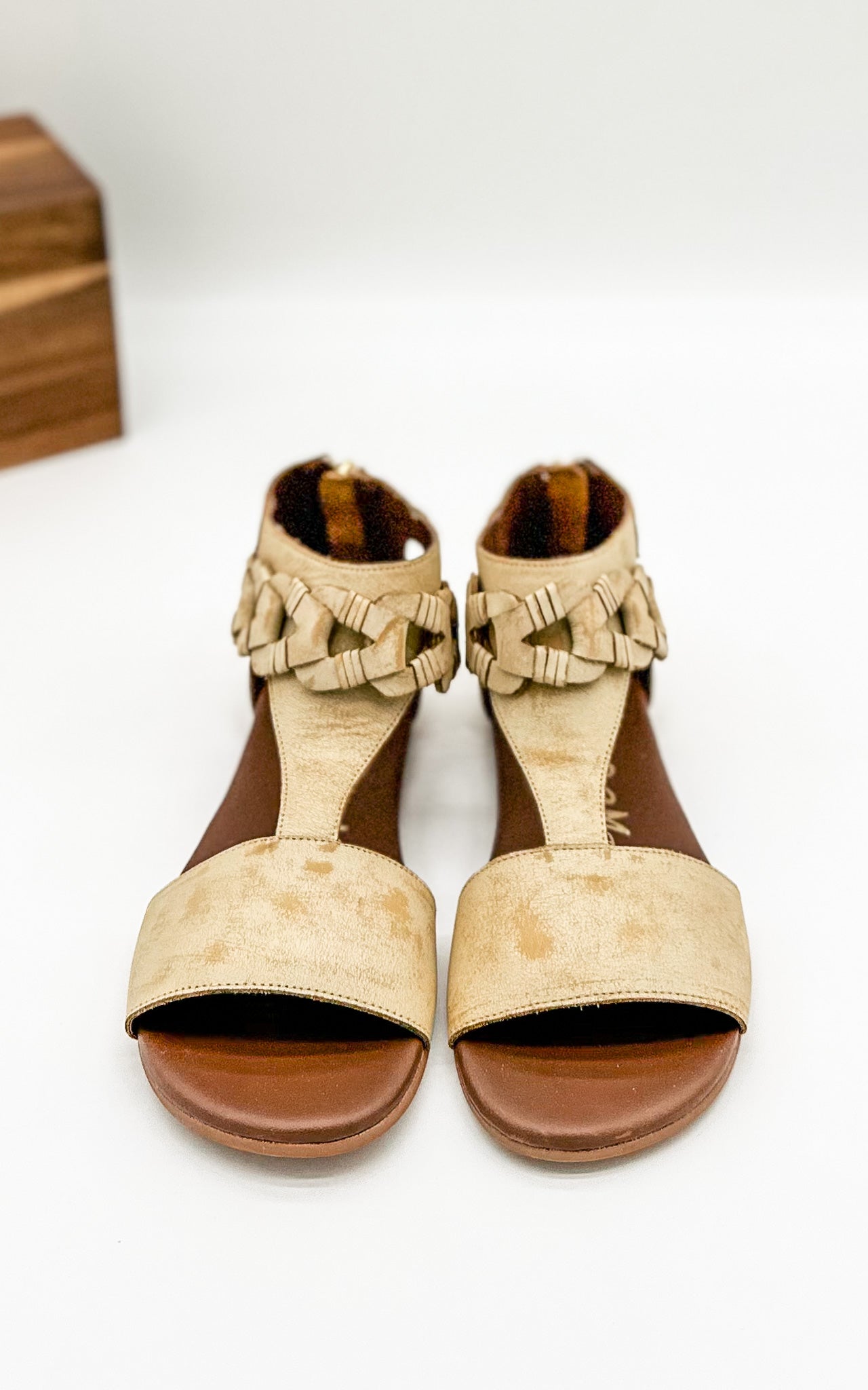 Loop D Loop Sandals in White 130 Sandals Naughty Monkey- Tilden Co.