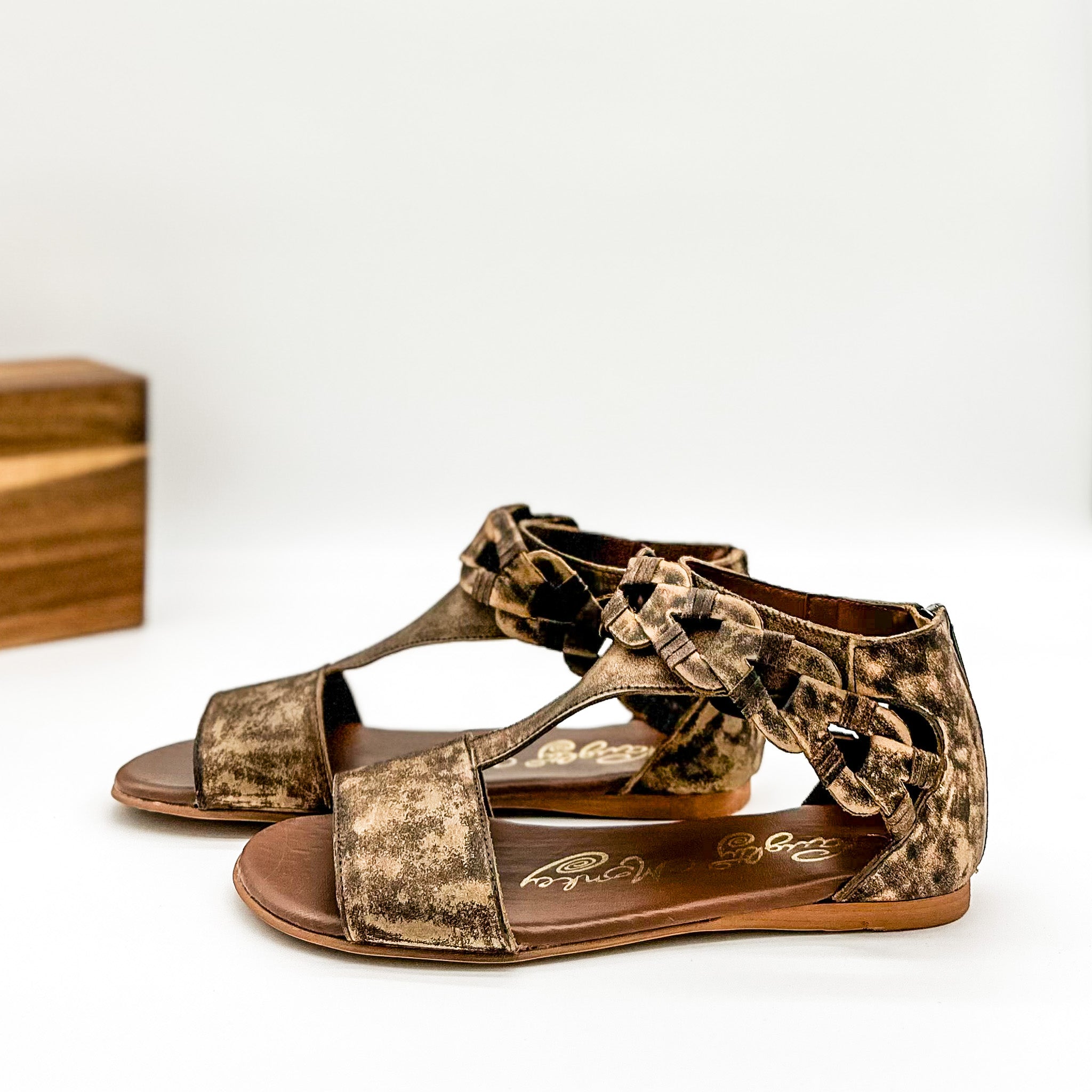 Loop D Loop Sandals in Tan 130 Sandals Naughty Monkey- Tilden Co.