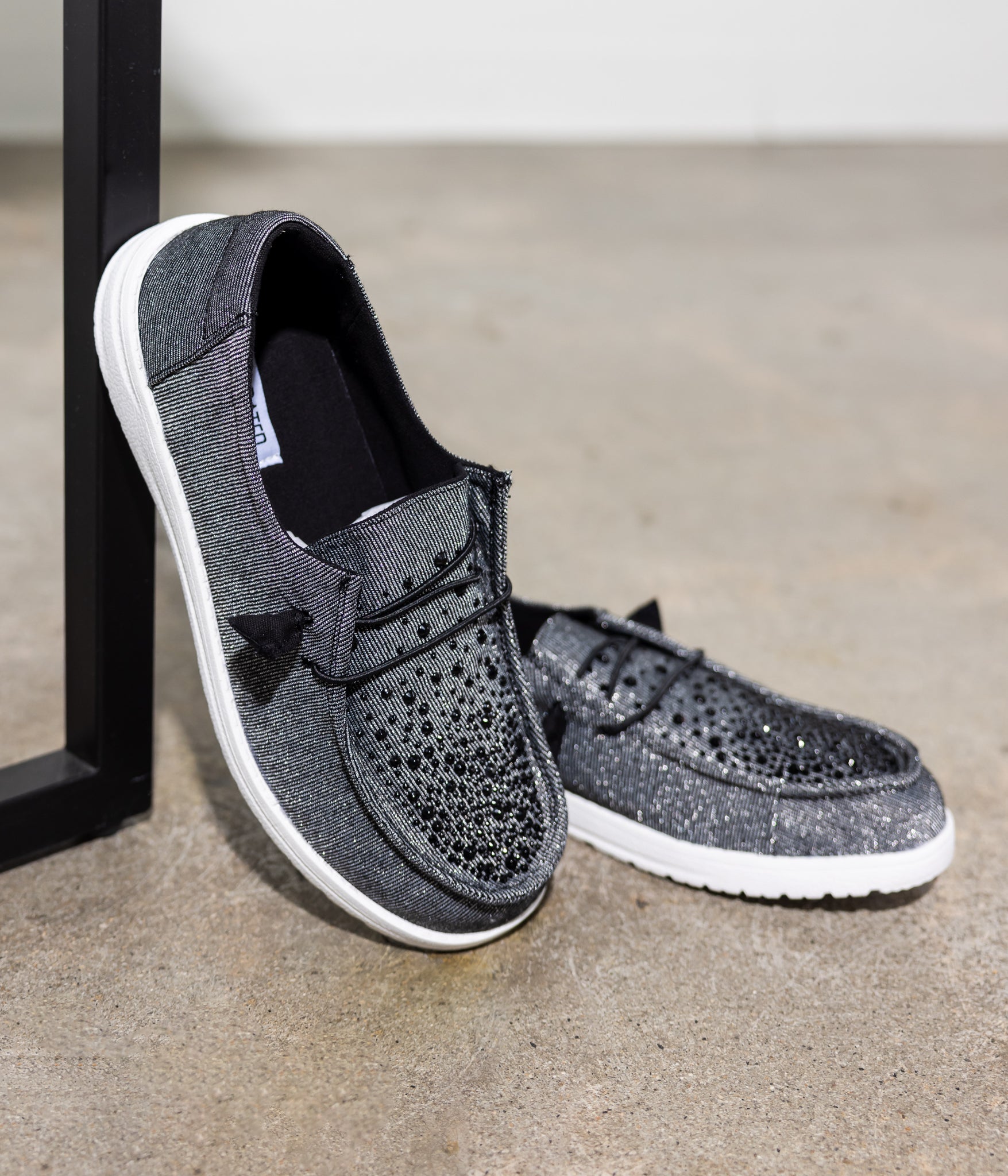 Maco Water Drop Sneaker in Black 120 Sneakers Naughty Monkey- Tilden Co.
