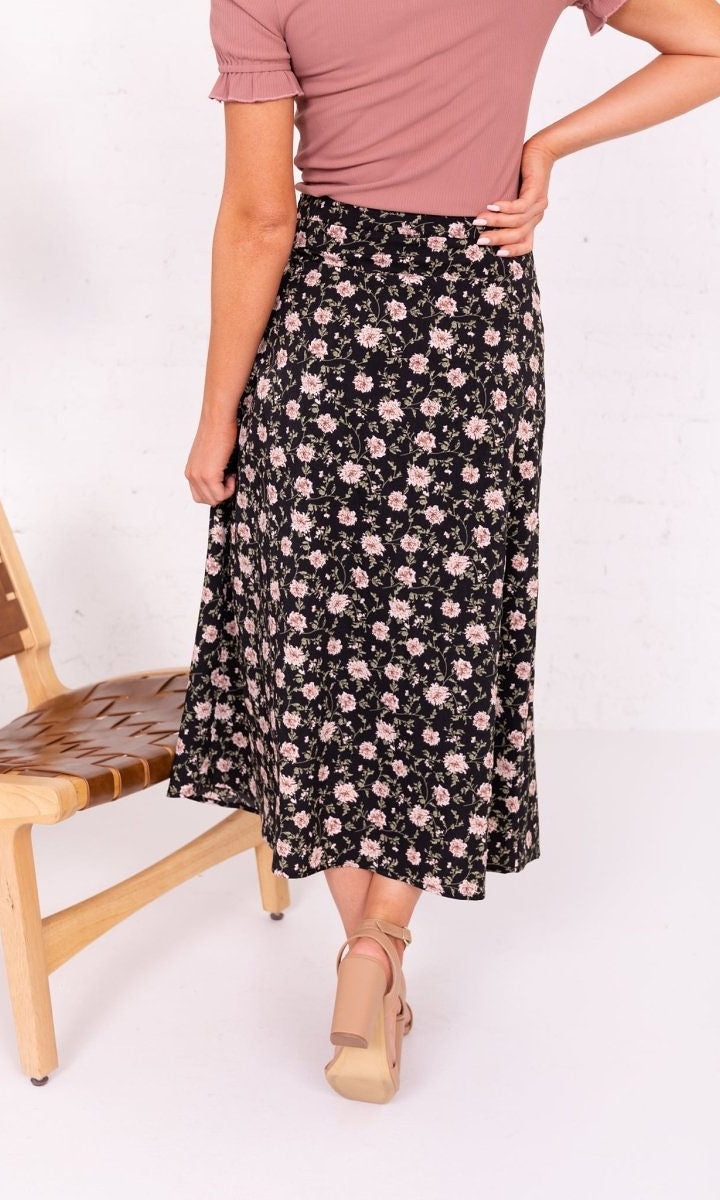 Midi Skirt in Black Bloom    Skirt Mikarose- Tilden Co.