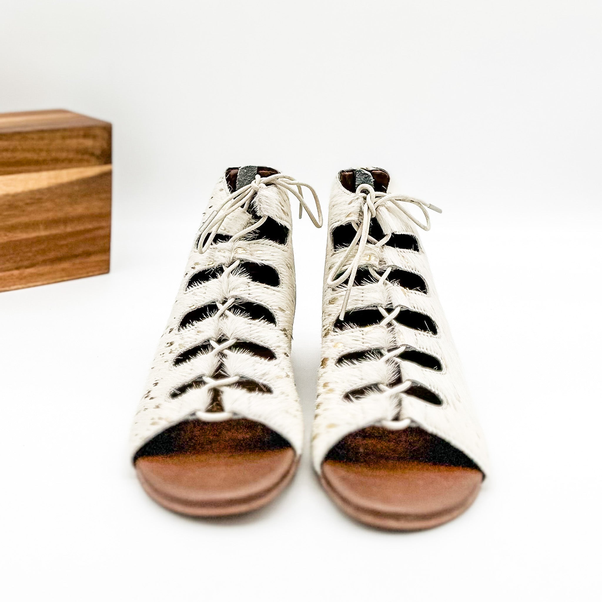 Nola Sandals in Gold 130 Sandals Naughty Monkey- Tilden Co.