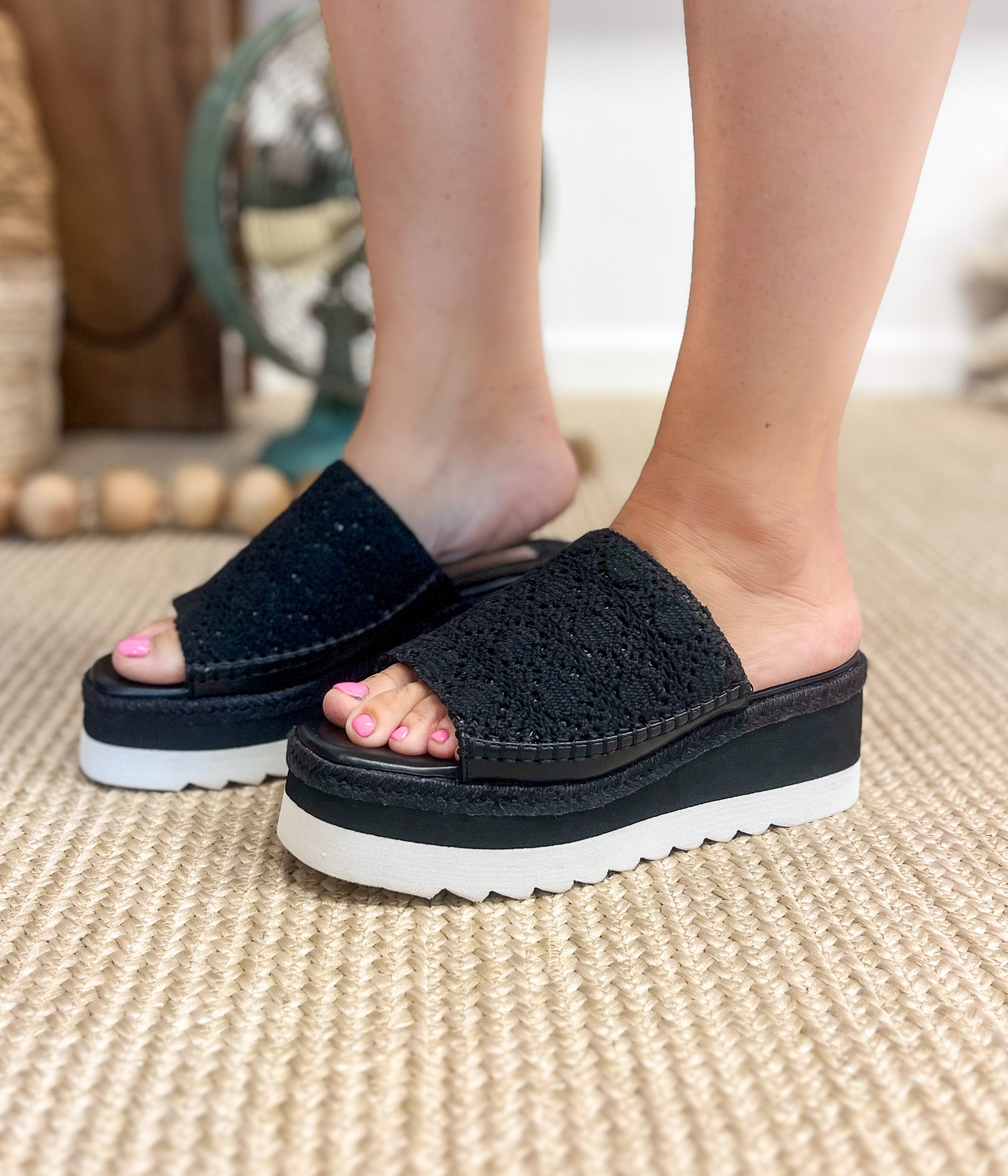 Ophelia Wedges in Black 140 Wedges Ave Shops- Tilden Co.