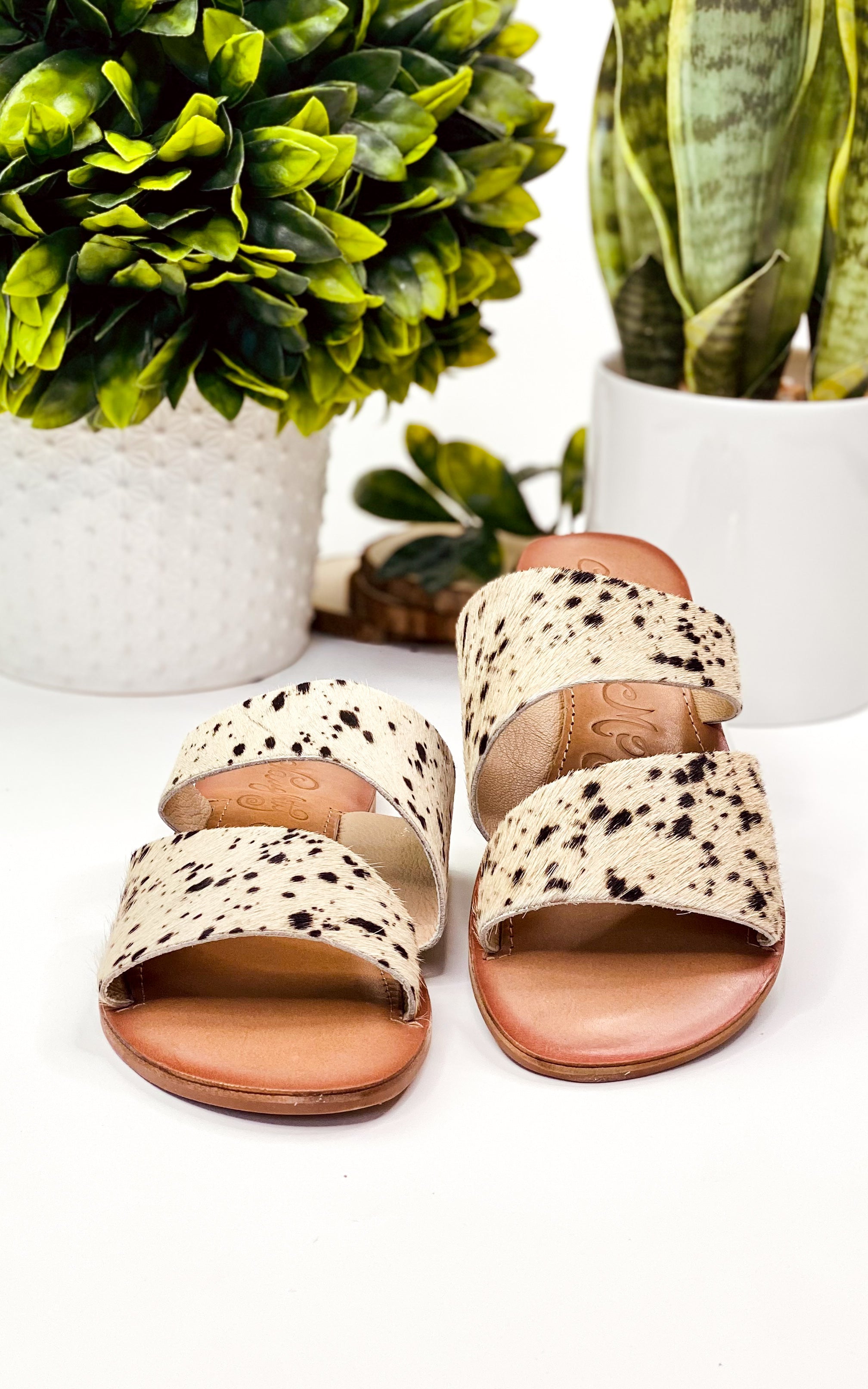 Spirited Sandals in Black and White 130 Sandals Naughty Monkey- Tilden Co.