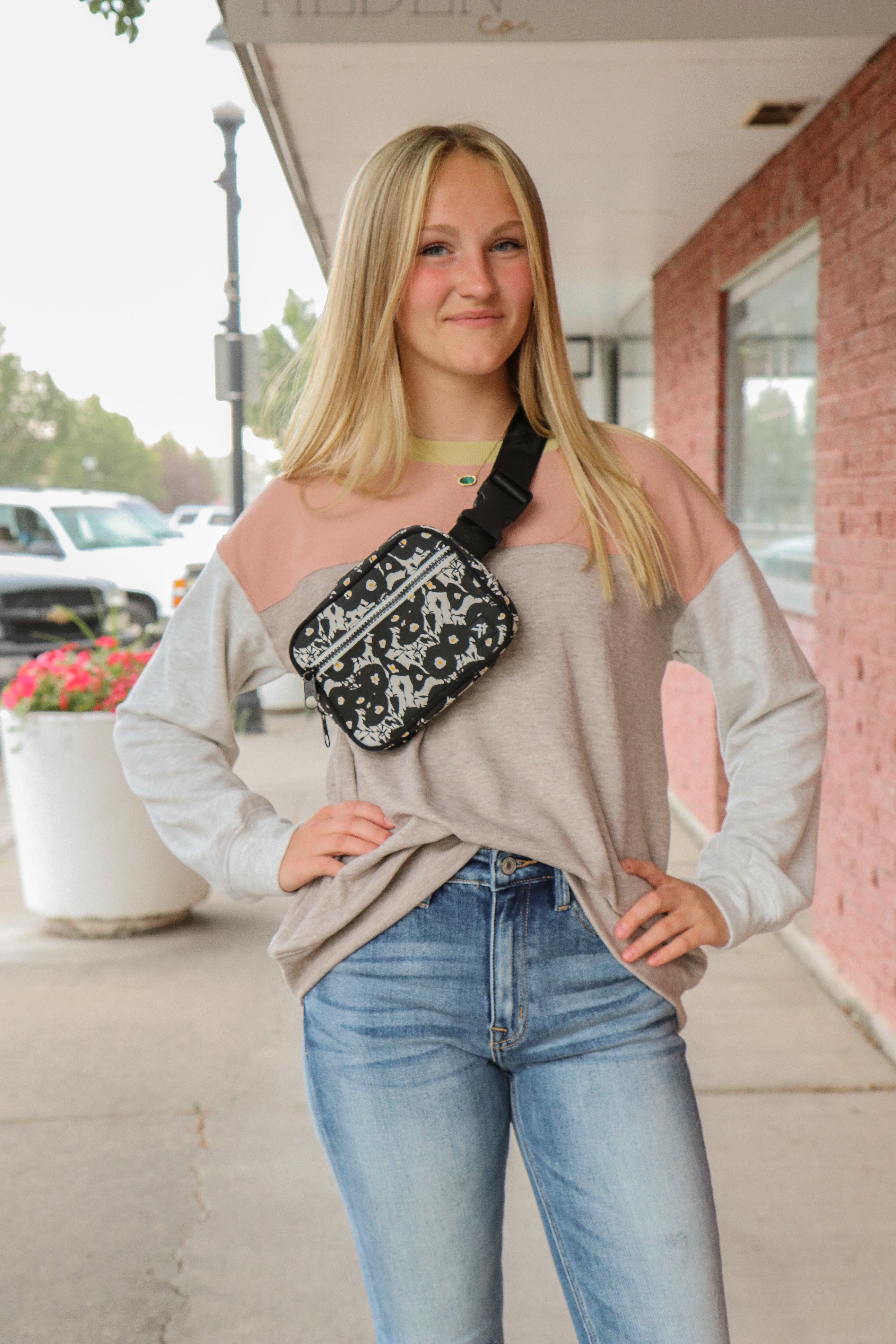 Color Black Fleece Pullover    Long Sleeve Shirts and Tops Hem and Thread- Tilden Co.