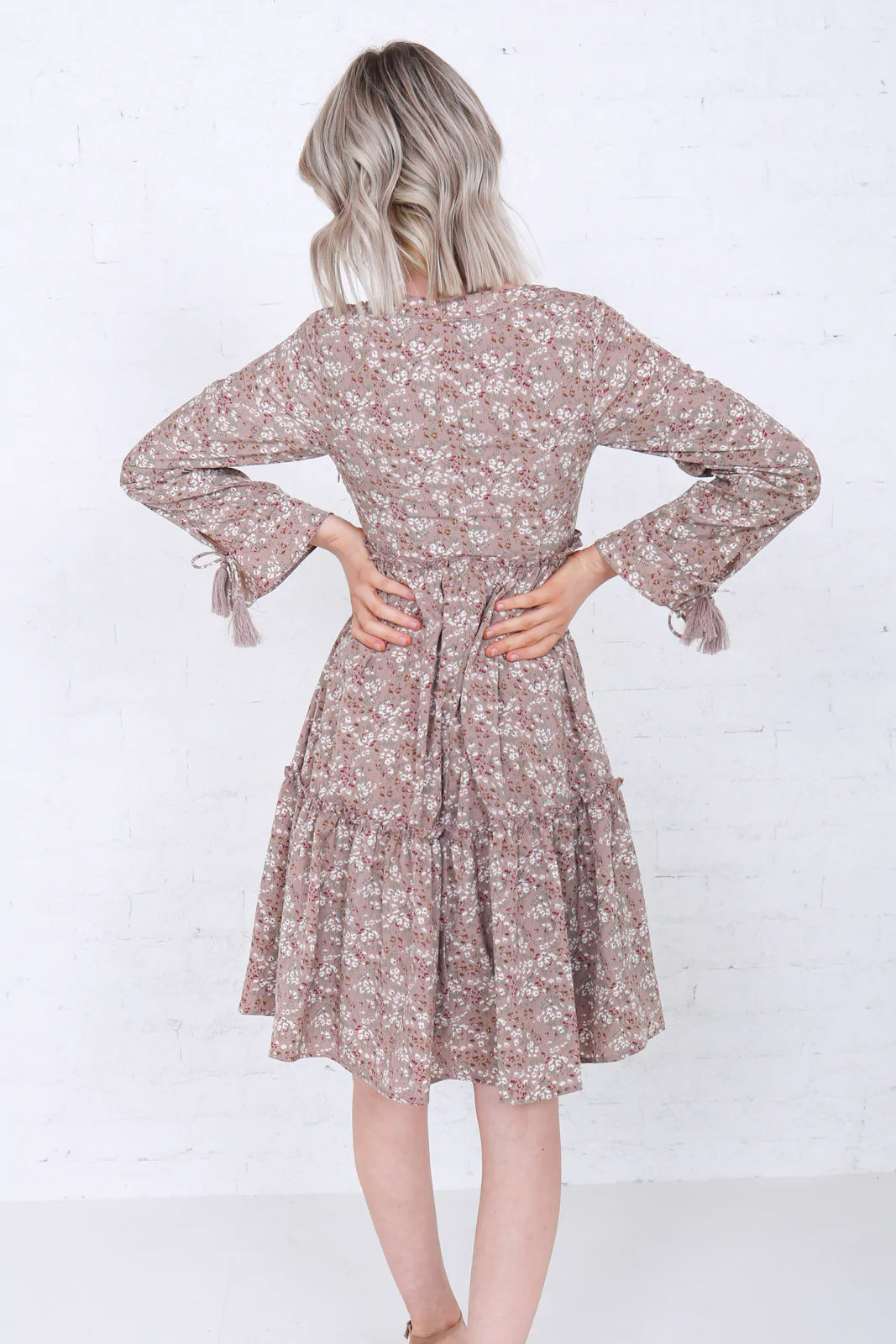 August Dress in Praline Ditsy Floral- Final Sale – Tilden Co. LLC